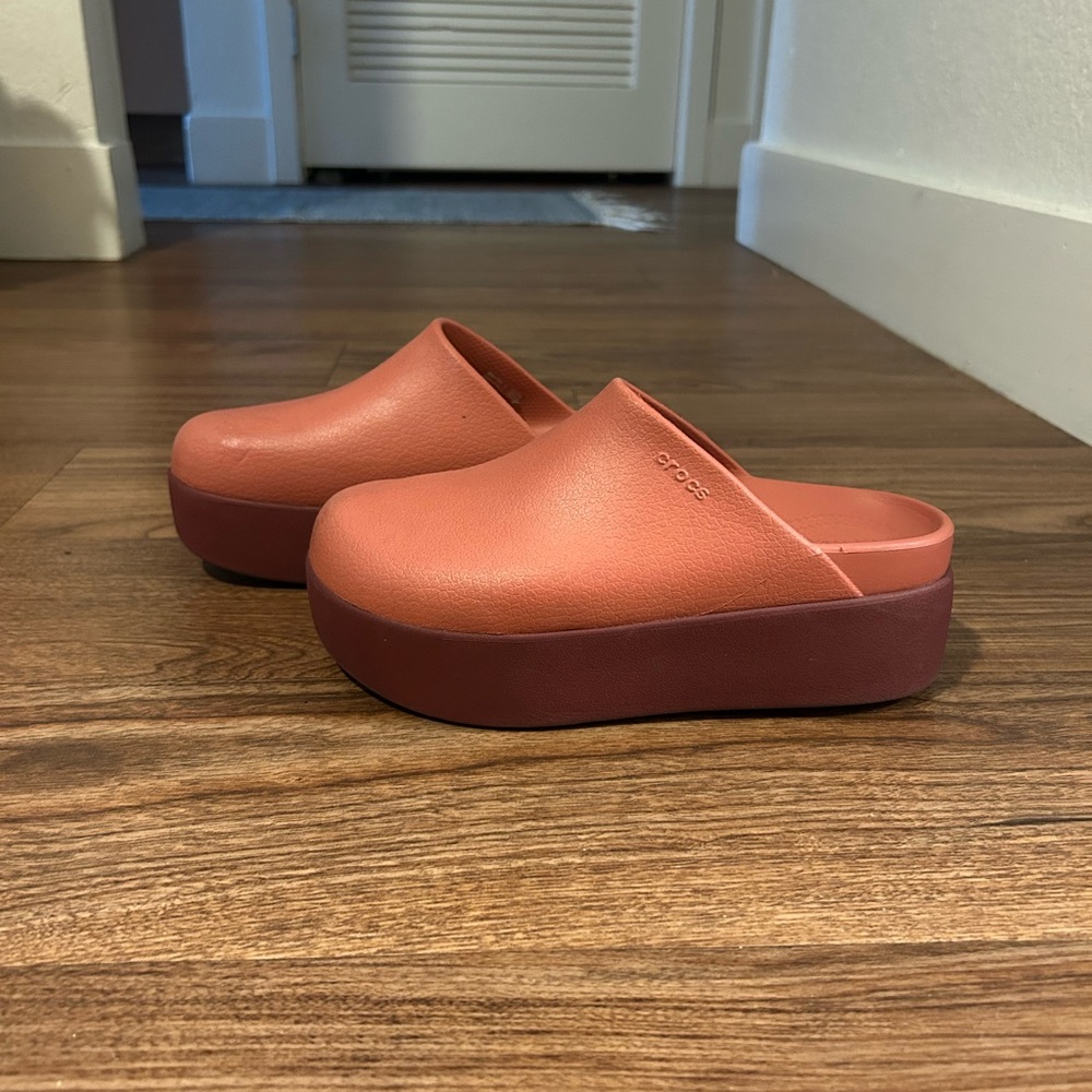 Crocs Women's Platform Clogs